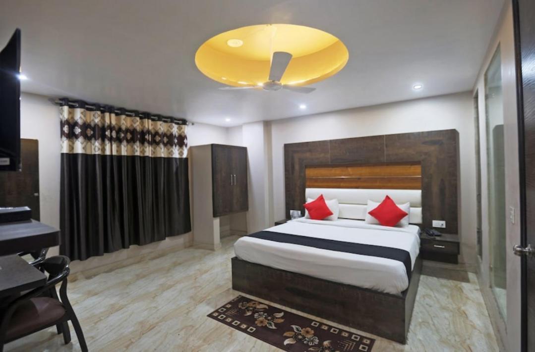 Hotel Amour By Rpi Nuova Delhi Esterno foto